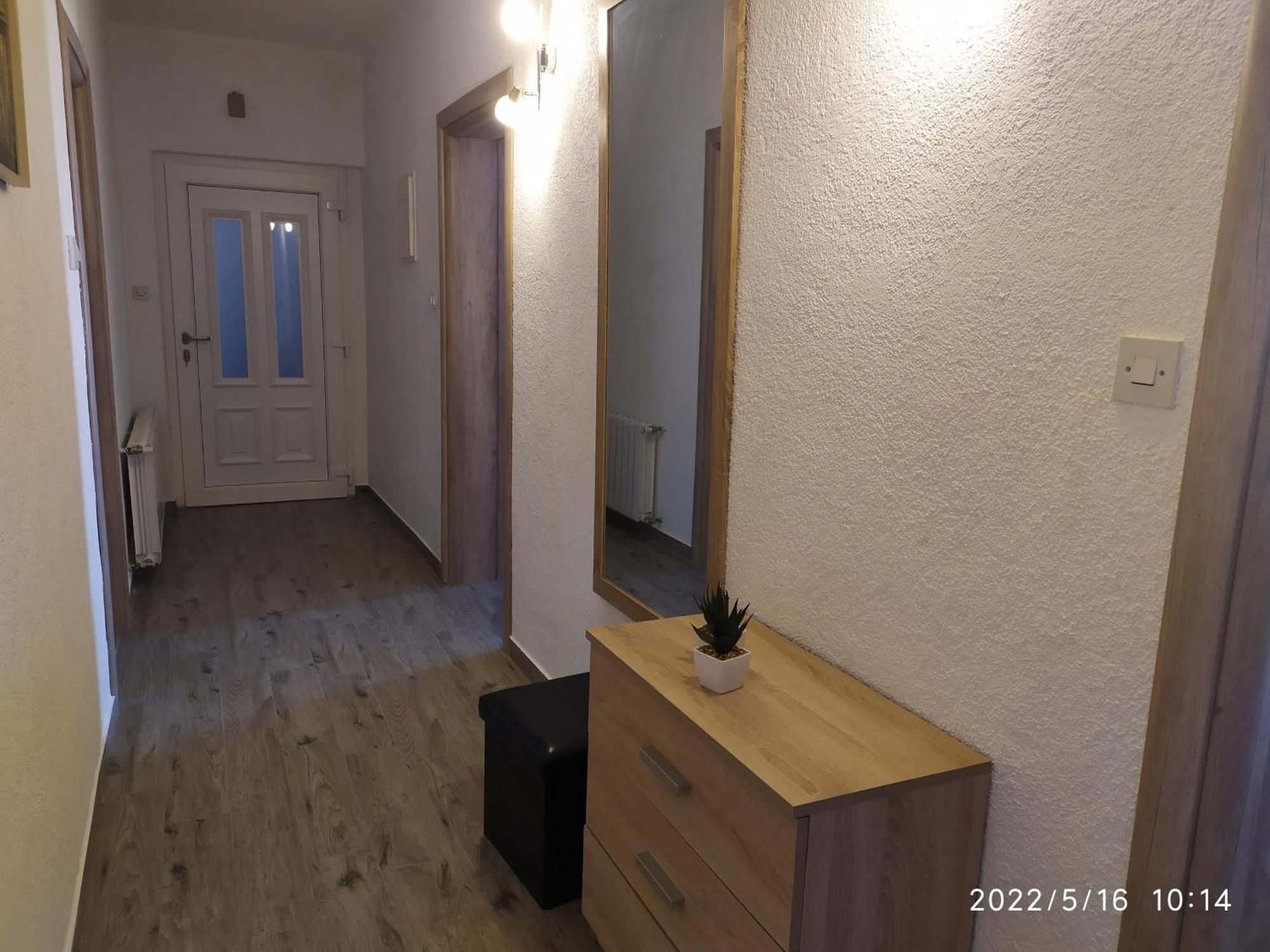 Apartments And Room Suza 塞尼 外观 照片